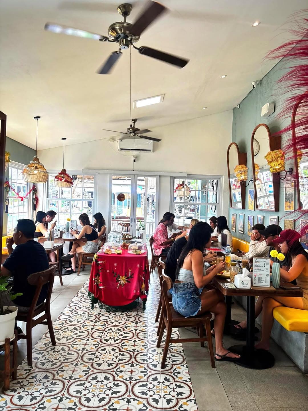 Waroeng Bistrot